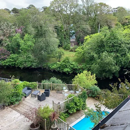 Bed & Breakfast River's Edge 3*
